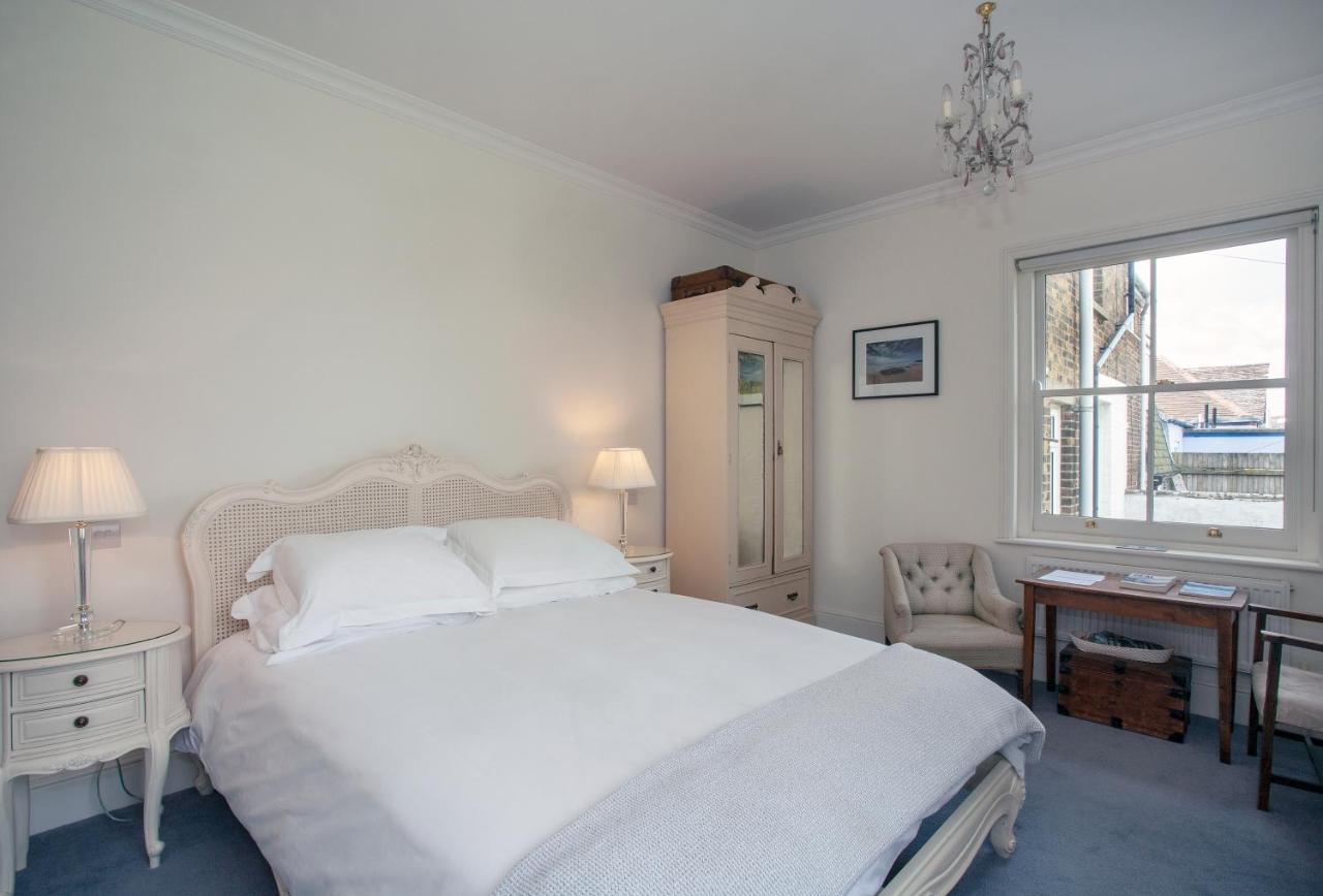 Bear'S Well Guest House Deal Bagian luar foto