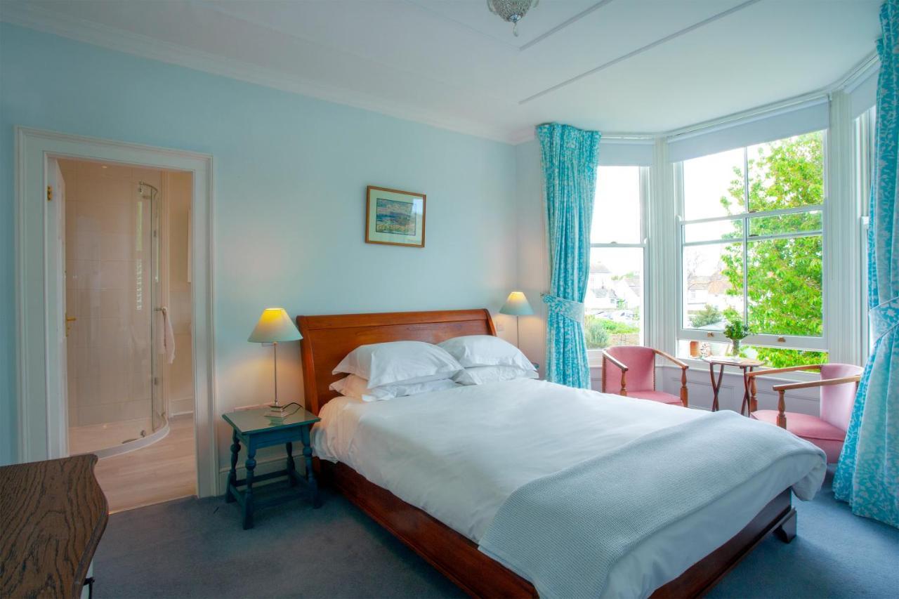 Bear'S Well Guest House Deal Bagian luar foto