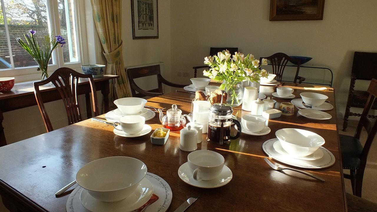 Bear'S Well Guest House Deal Bagian luar foto