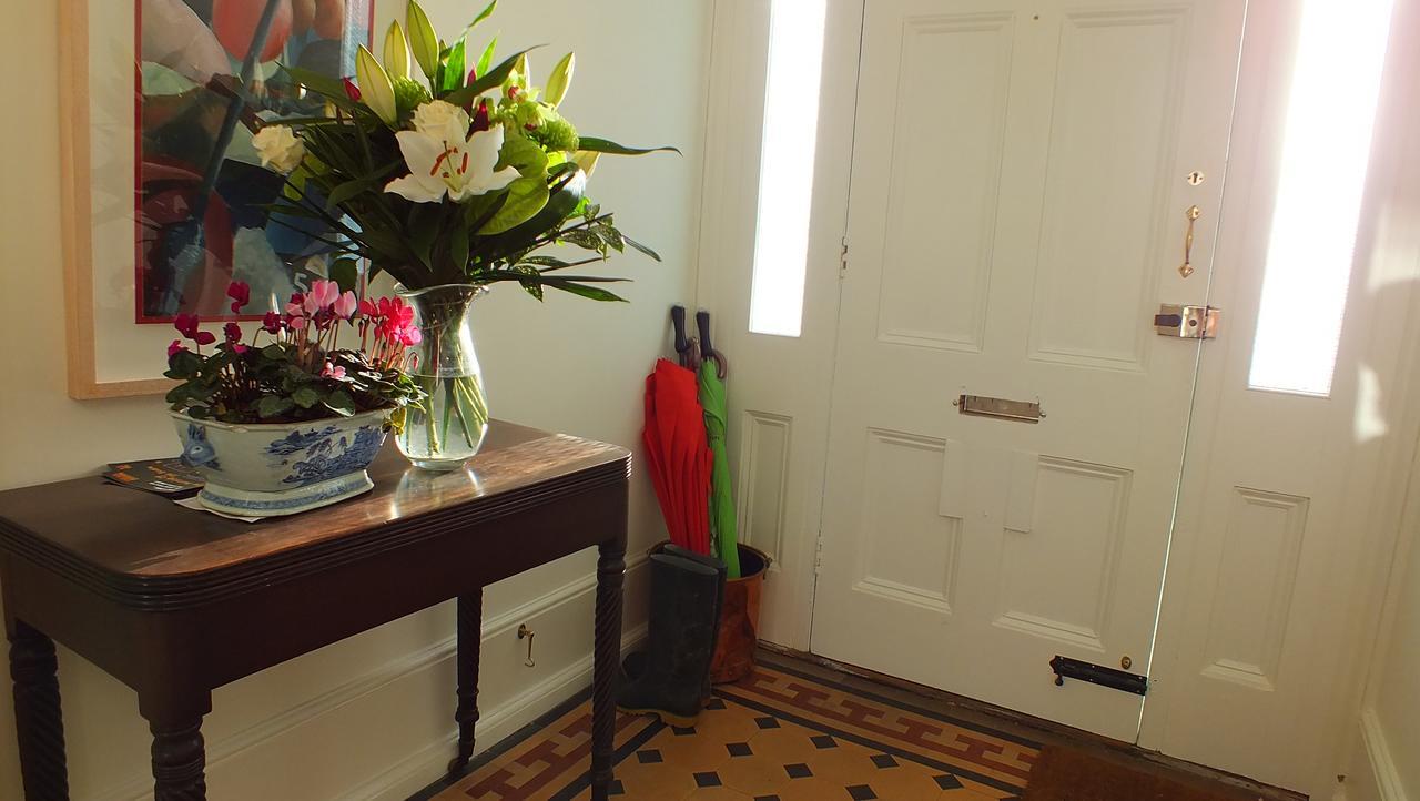 Bear'S Well Guest House Deal Bagian luar foto